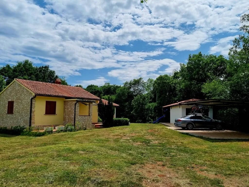 House Ondina Šumber, Sveta Nedelja