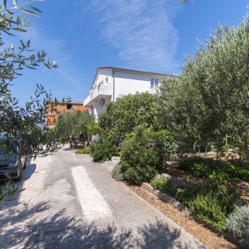 Apartment Mila Dolac  2