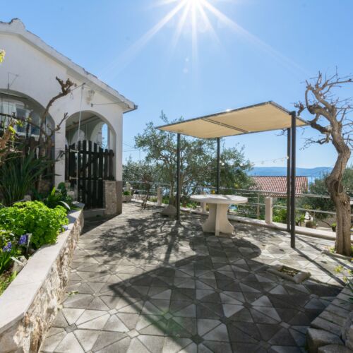 Apartments Urlicic Omis  3