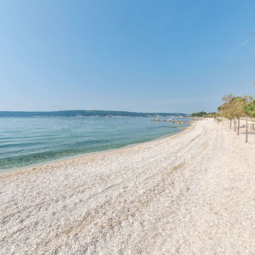 Apartments Tomo - 3km from Split airport Kastel Novi  4