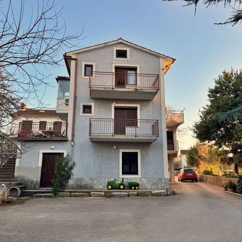 Apartments Kate in Malinska