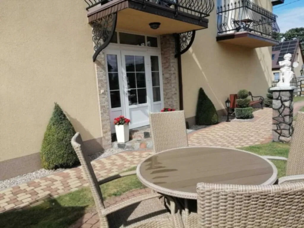 Pod Lwem Pokoje Gościnne i Domki Letniskowe Łeba