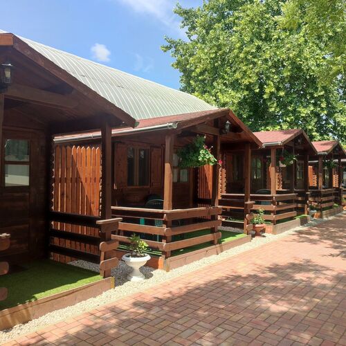 Tiszaparti Faházak Csongrád