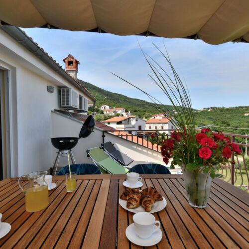 Apartment Mario Brseč  3