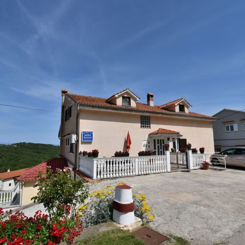 Apartment Mario Brseč