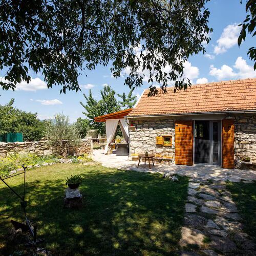 House Mala kuća Oklaj