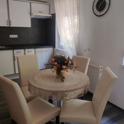 Levendula Apartman Hévíz ★★ 3