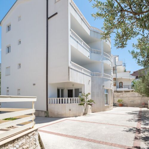 Apartments More Duce  4