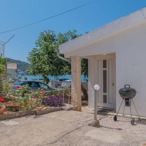 House CASA MAREA Tisno  4