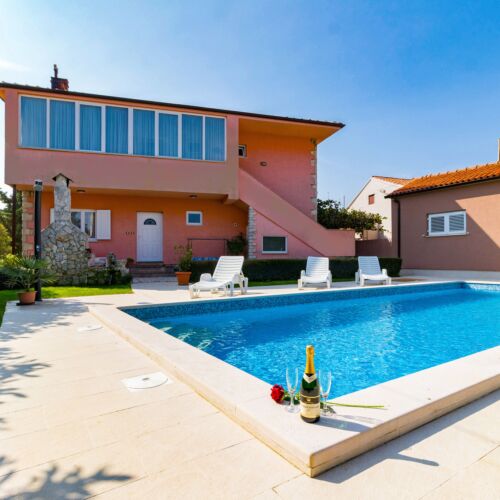 Apartments Jere Pula  2