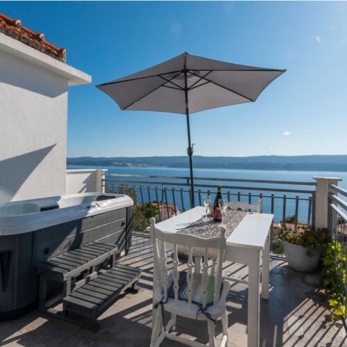 House Summer dream with jacuzzi Stanici  3