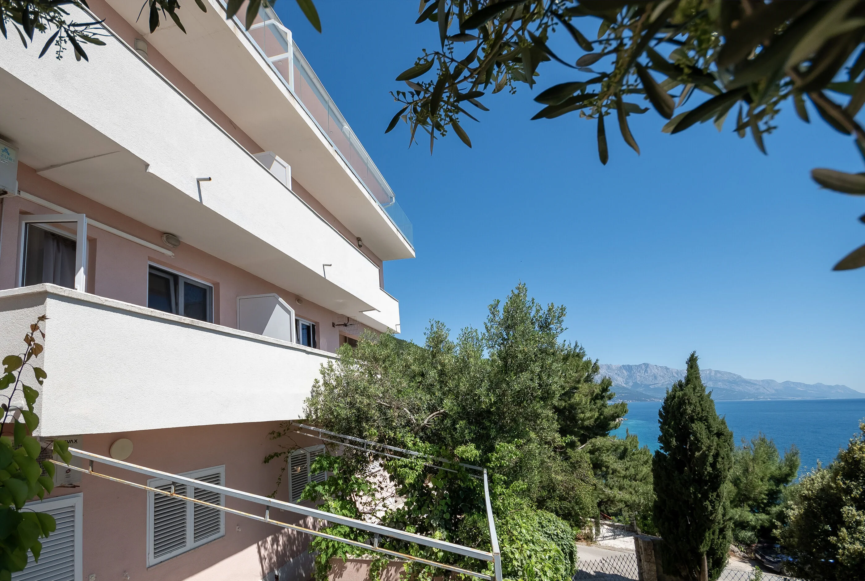 Apartments Zvonko Mimice