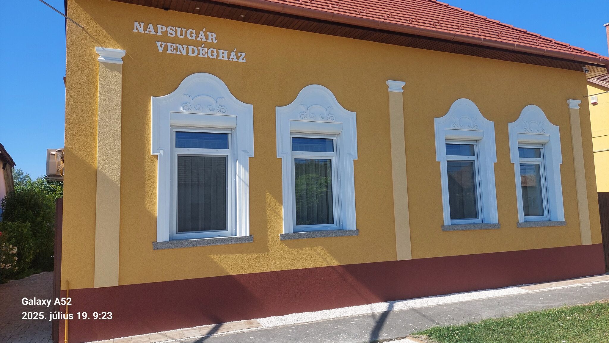 Napsugár Vendégház Apátfalva