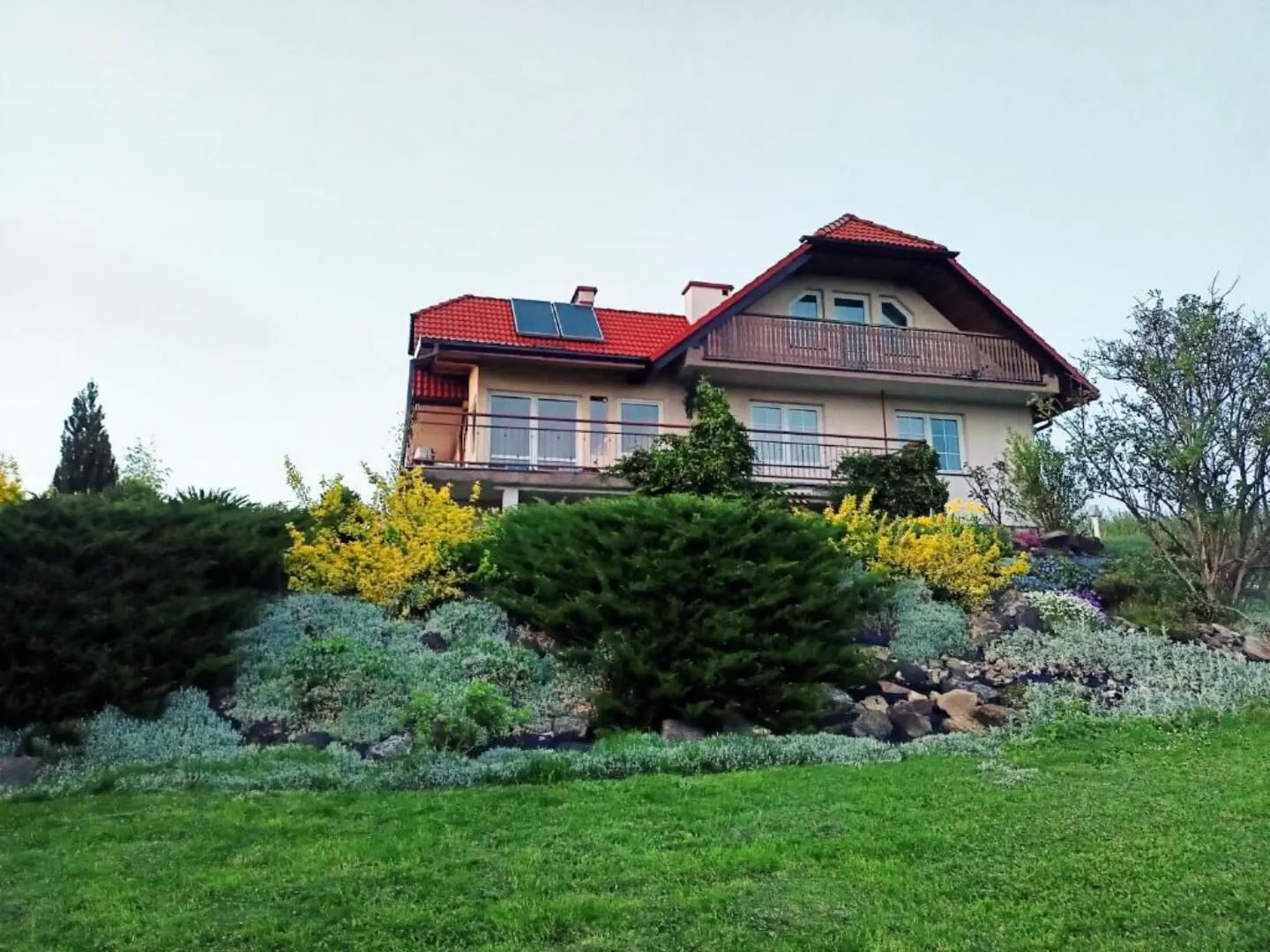 Pokoje Pod kamiencem Odrzykoń