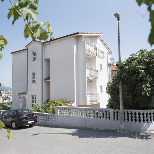 Apartments Family Spacious Split