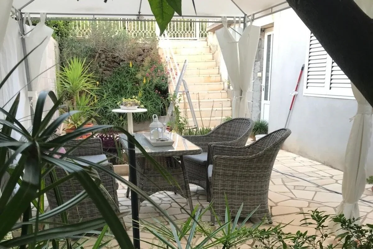 Apartments With Parking Space Stari Grad, Hvar - 21723 Stari Grad