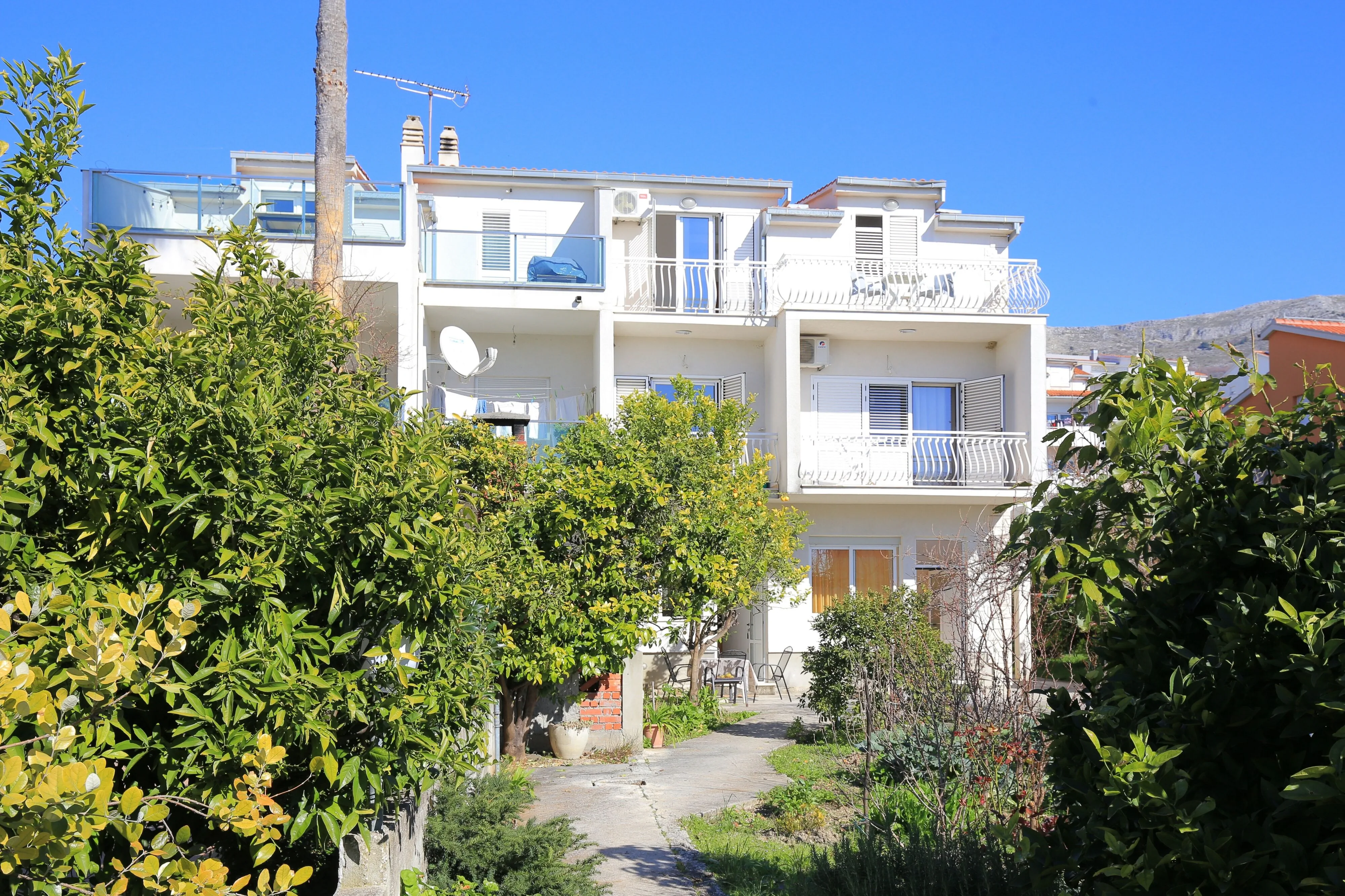Family Friendly Seaside Apartments Podstrana, Split - 23954 Podstrana