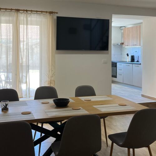 Nyaralóház Parkolóhellyel Bilice, Krka - 24006 Bilice