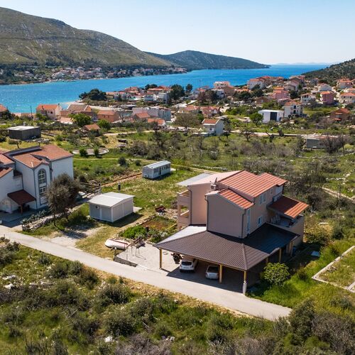 Apartmanok Parkolóhellyel Grebastica, Sibenik - 24046 Grebaštica
