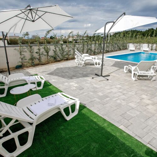 Apartmanok Családok Részére Medencével Vrsi - Mulo, Zadar - 24110 Vrsi - Mulo