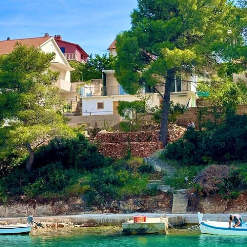 Apartmanok A Tenger Mellett Basina, Hvar - 24120 Basina