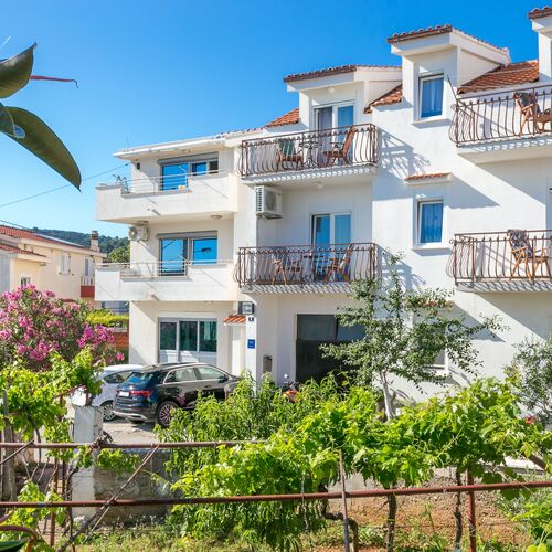 Apartmanok A Tenger Mellett Slatine, Ciovo - 24266 Slatine