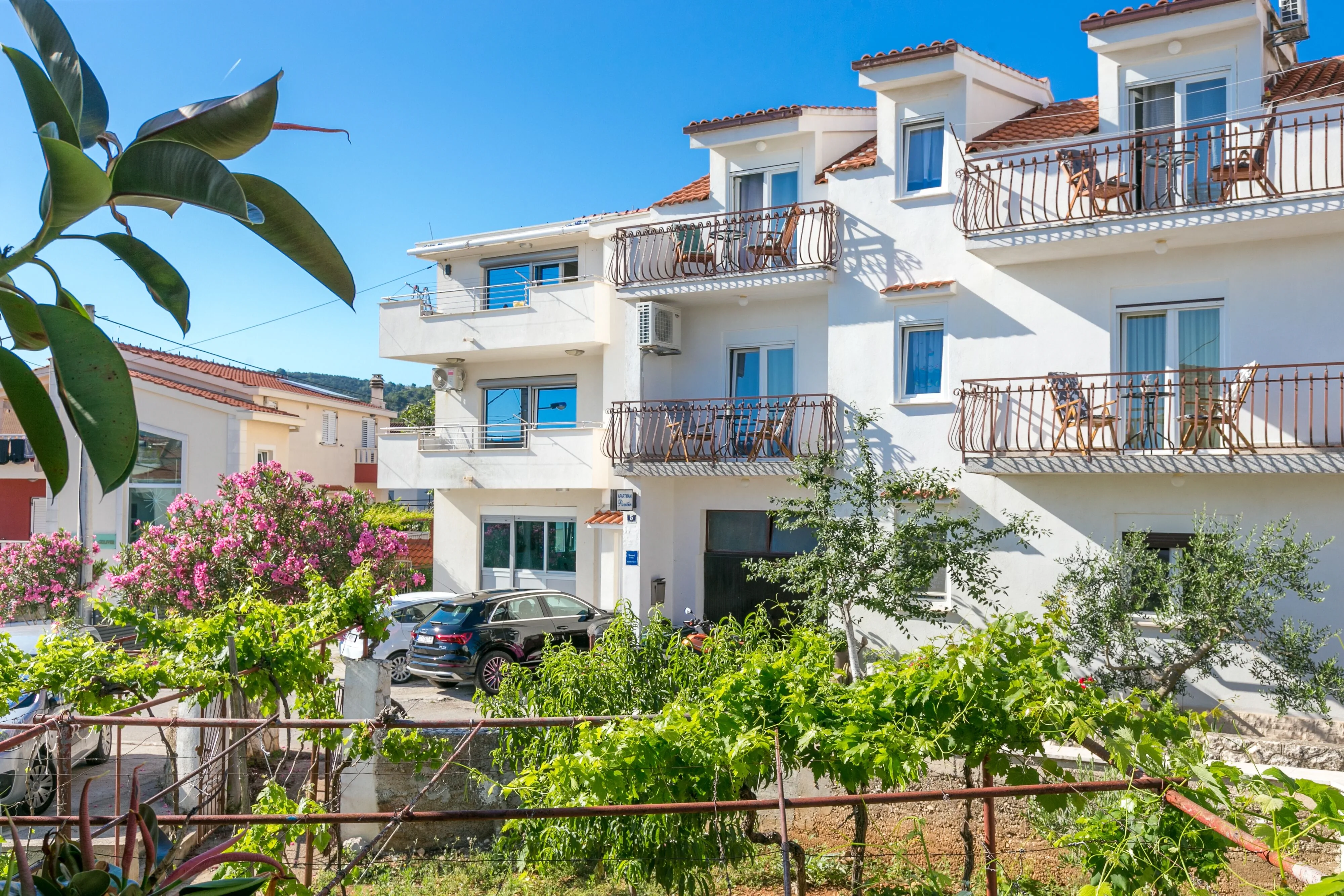 Apartments By The Sea Slatine, Čiovo - 24266 Slatine
