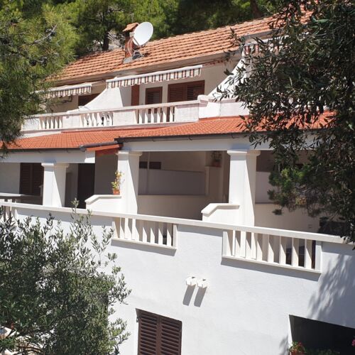 Apartmanok és Szobák Parkolóhellyel Jagodna, Hvar - 24399 Jagodna