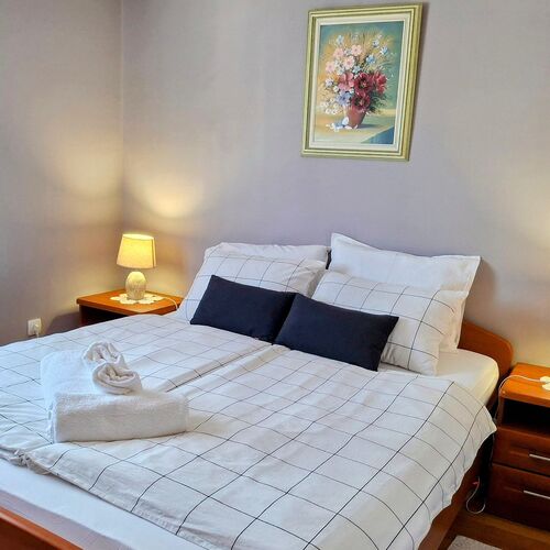 Apartments With Parking Space Palit, Rab - 24465 Palit