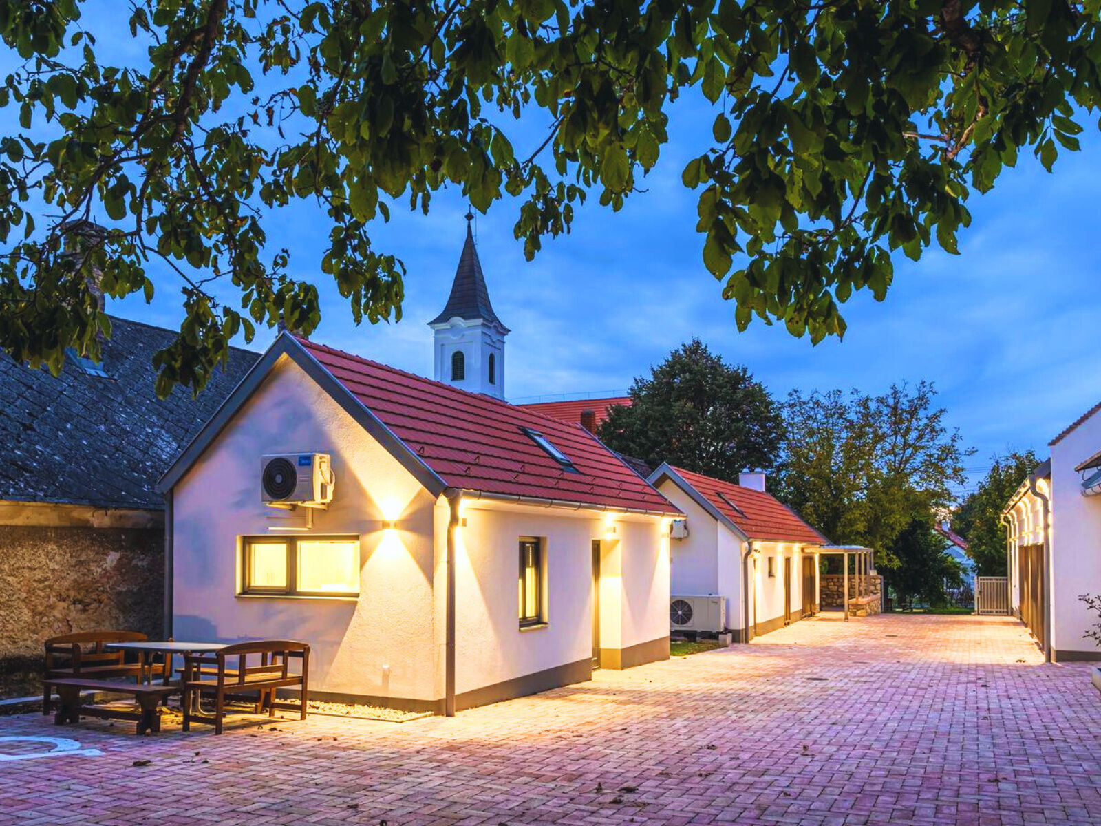 Stadium Home Panzió Barnag