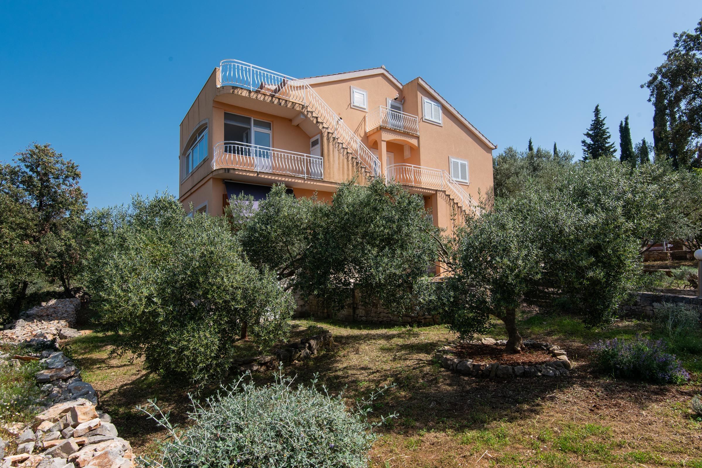 Apartment Ivona Loviste