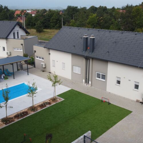 House Evermore 5 Lovinac