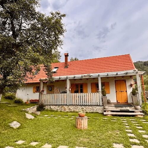 Casa de oaspeți Plai by Roua Land Vulcan