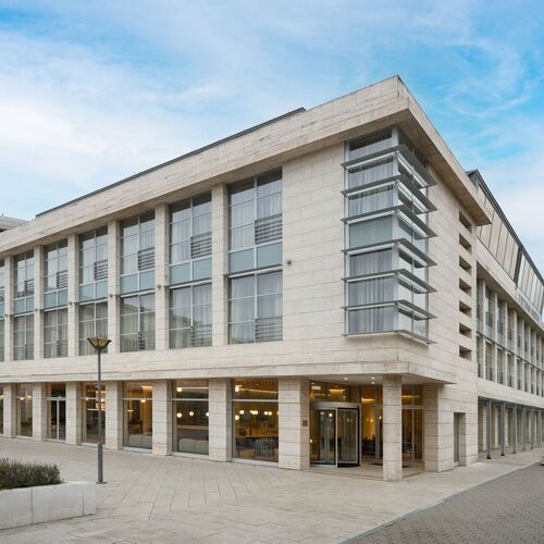 Hotel Lycium Debrecen-Handwritten Collection