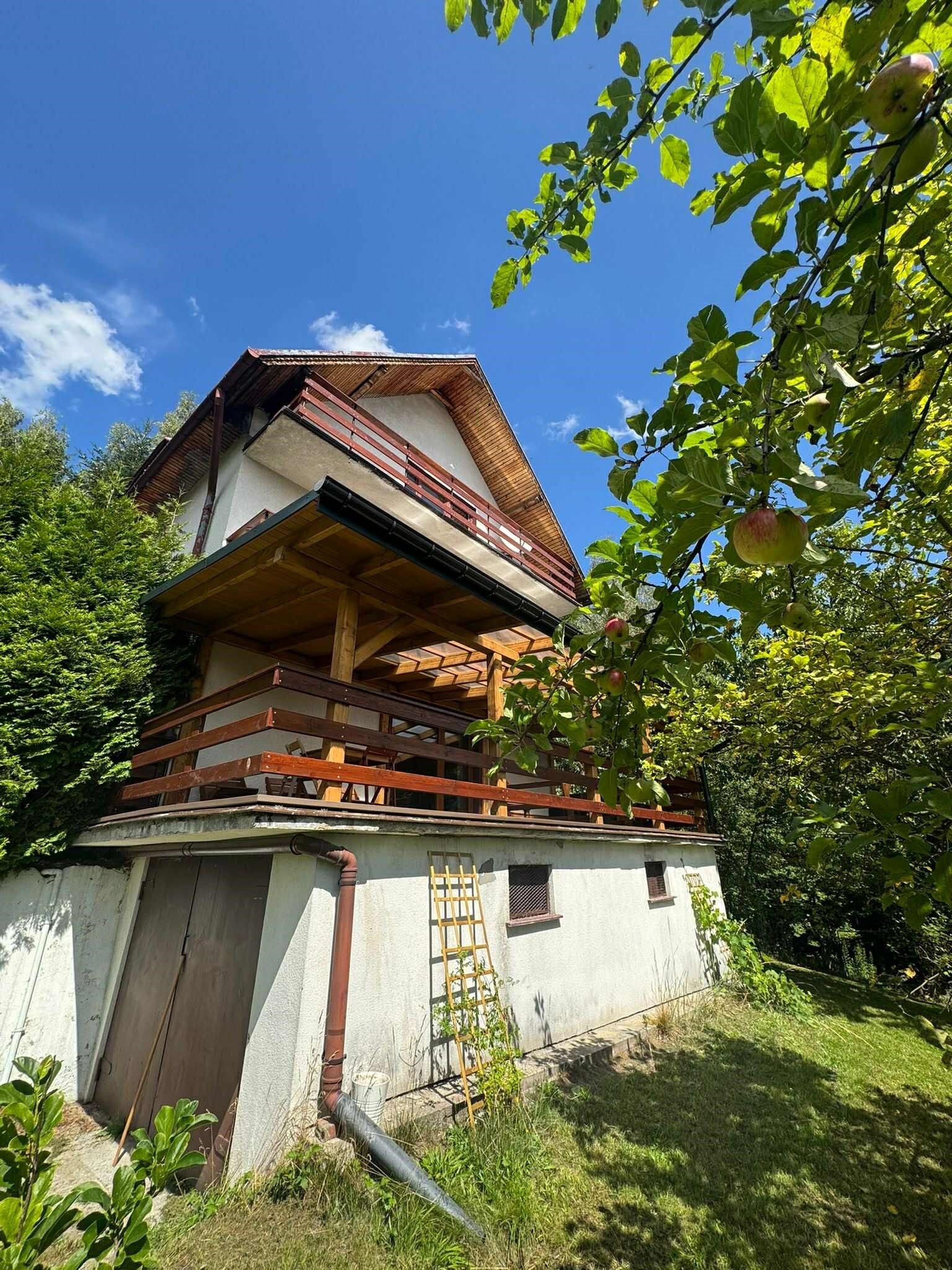 Dom nad Jeziorem Mucharskim