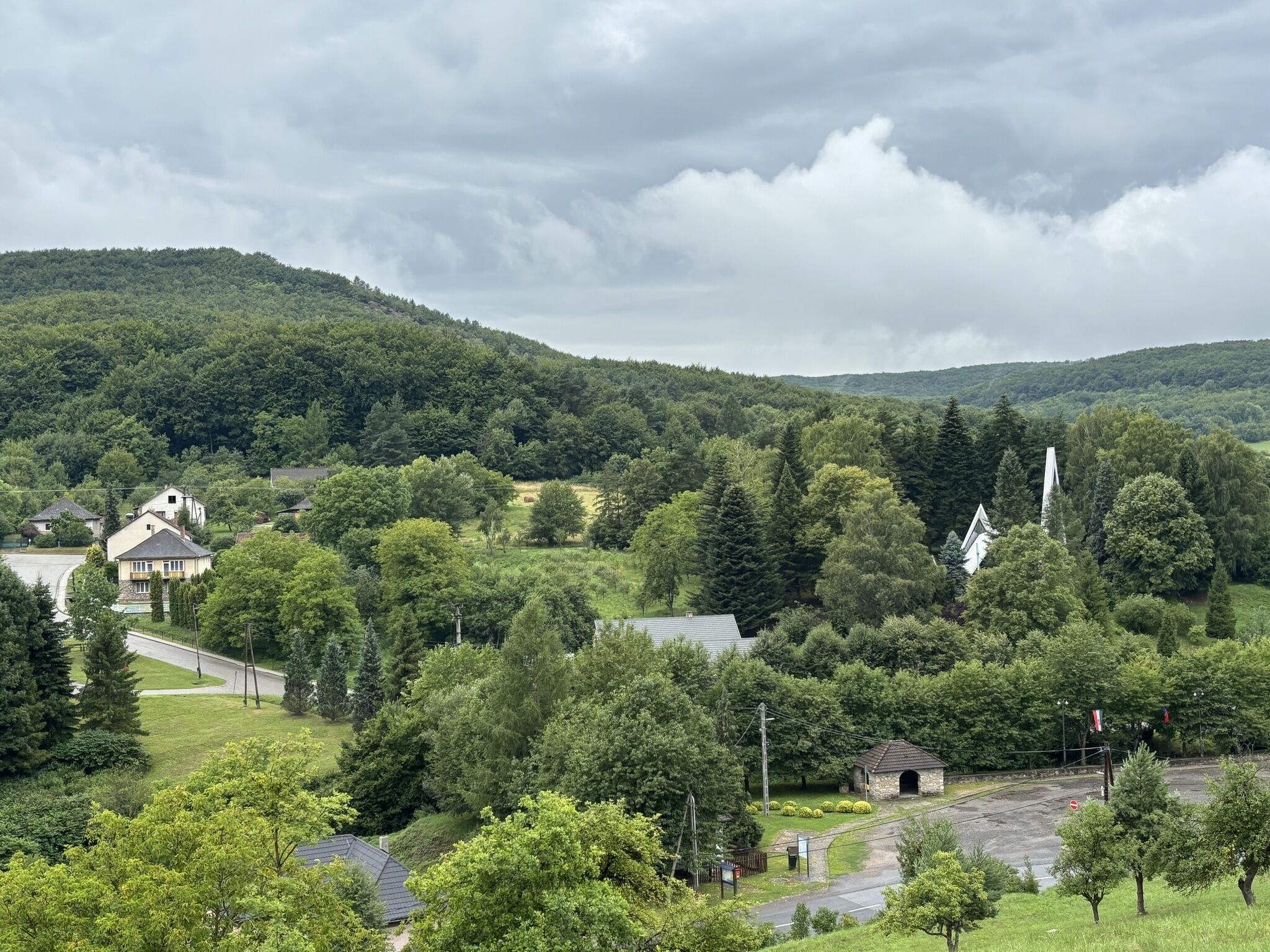 Májushegy Vendégház Hollóháza