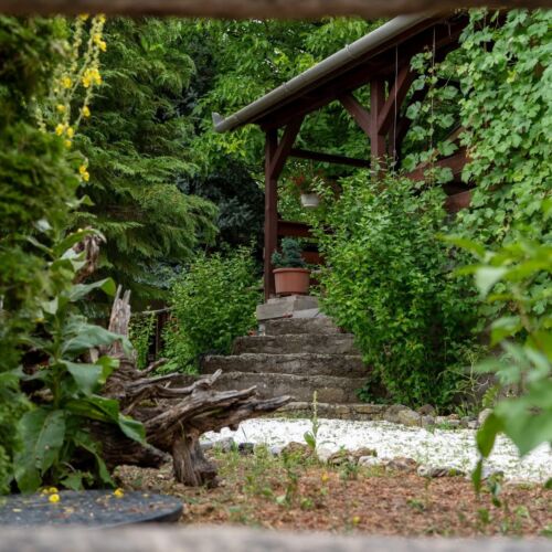 Márai Vendégház Kács