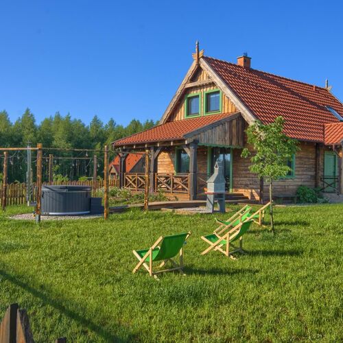 Dom Żuraw - Mazurska Chata z Jacuzzi Ryn