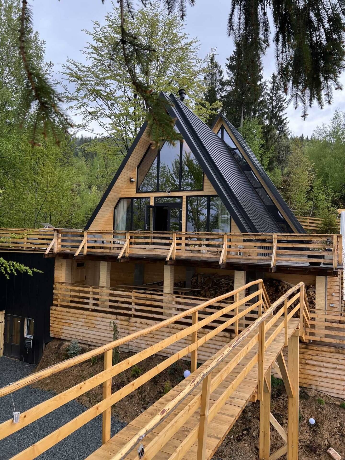 Cabana Black Roof Mătișești