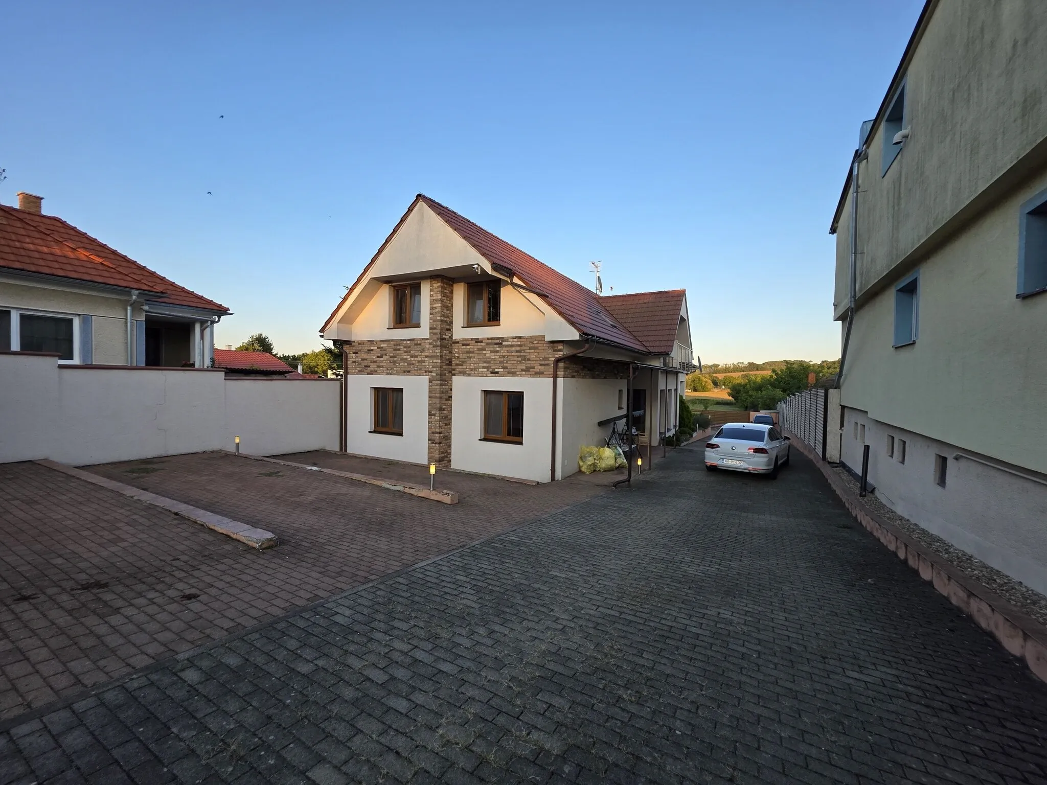 DaDeli Červený Hrádok