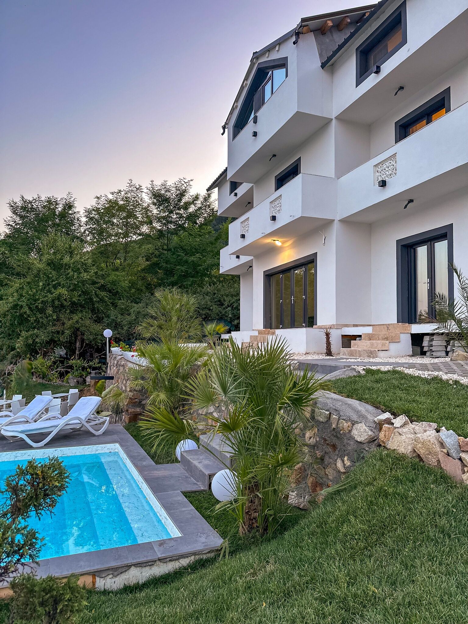 Casa Riviera 990 Ambasador Eşelniţa