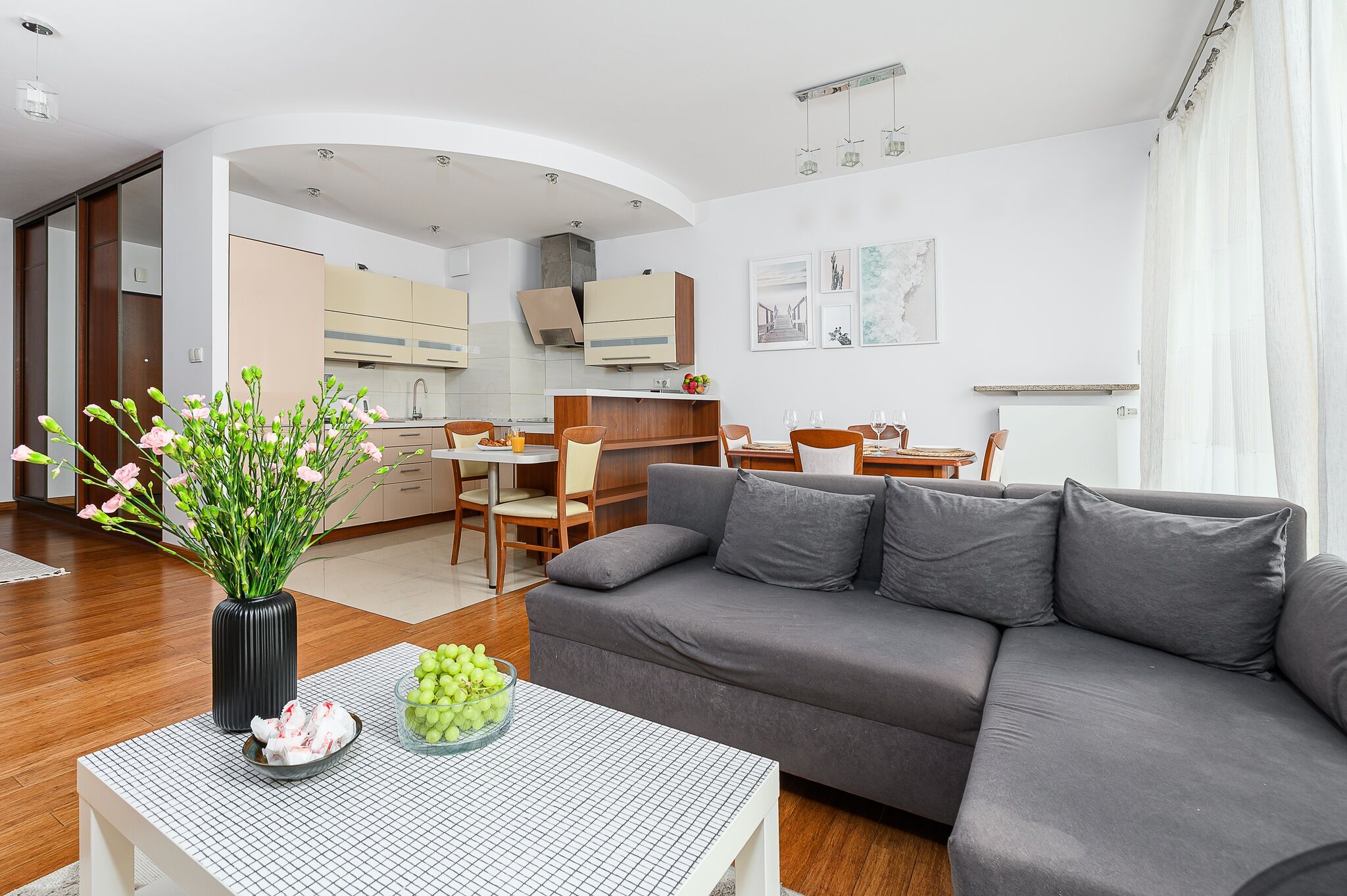 P&O Apartments Aleja Komisji Edukacji Narodowej