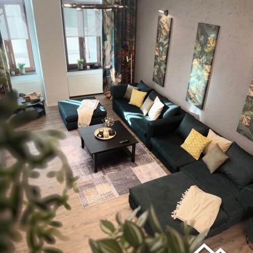 VOK Luxury Home I Tropical Living Arad