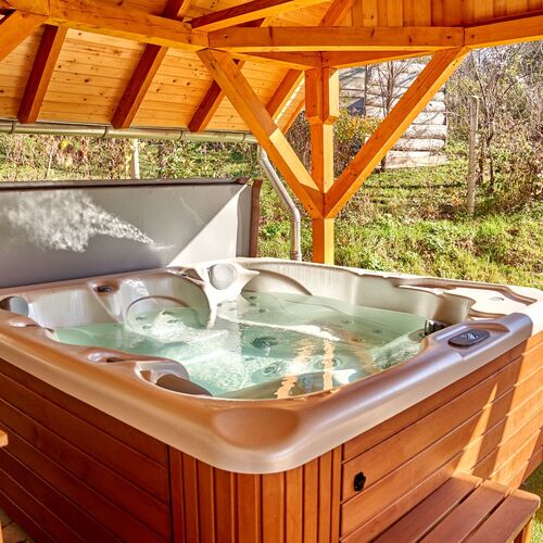 V8 Vendégház Orfű