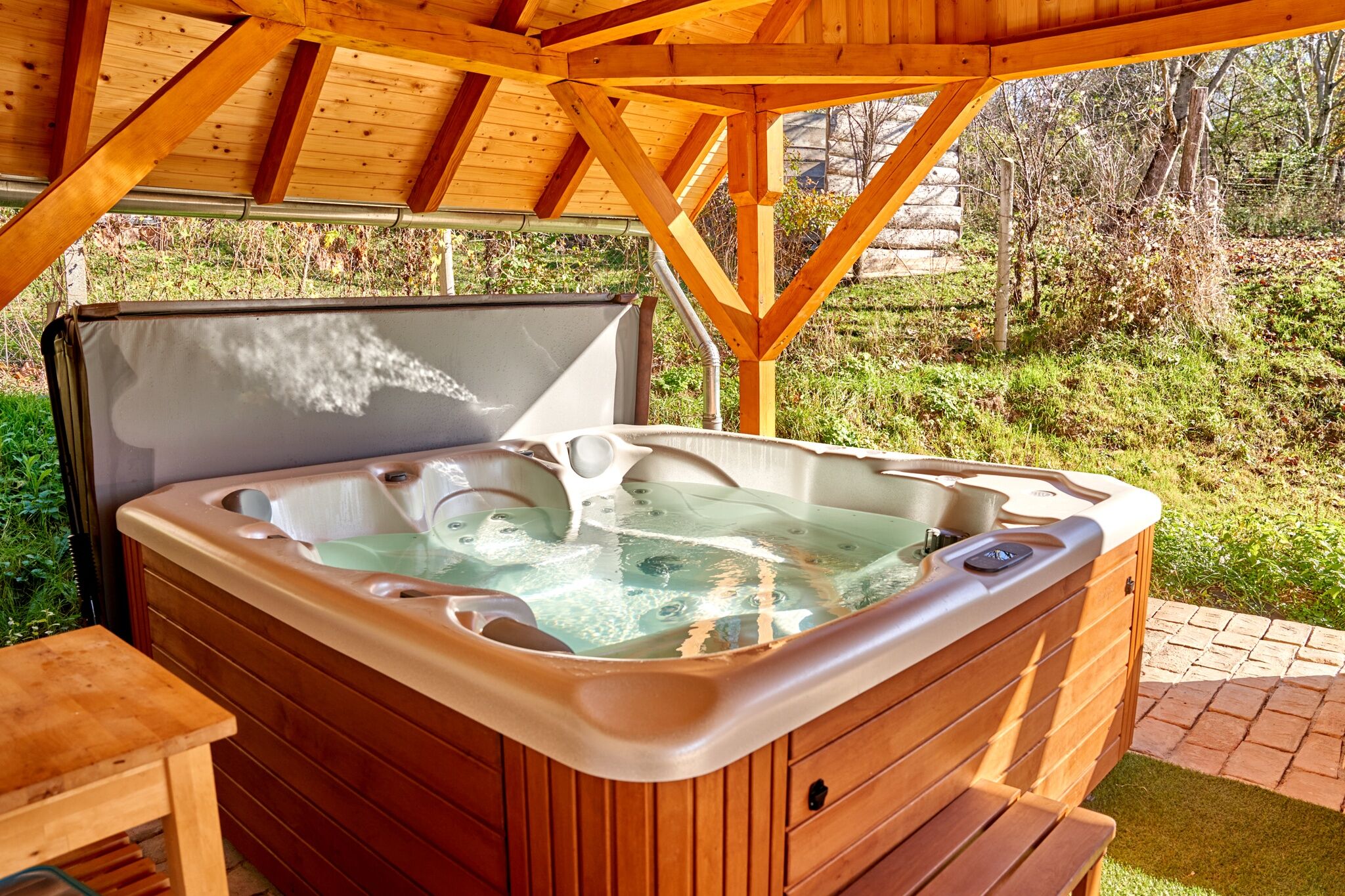 V8 Vendégház Orfű