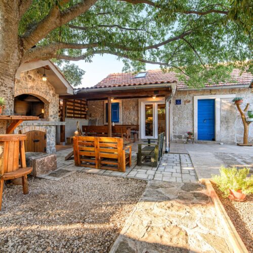 Nyaralóház Medencével Konjevrate, Krka - 24925 Konjevrate