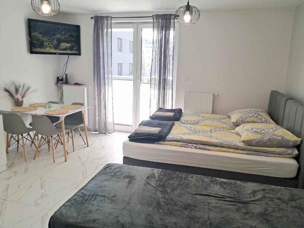 Apartament Julia 1-3 os I piętro z balkonem i garażem Kielce