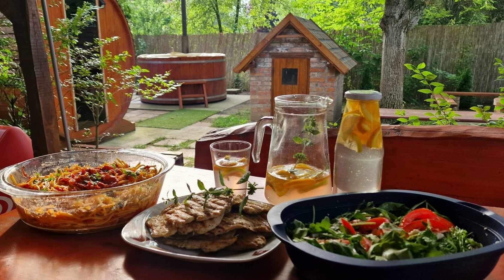 Váradi Vendégház Szanazug Doboz