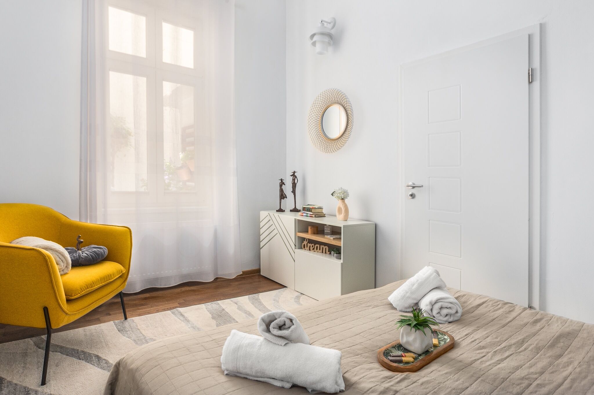 Deluxe Hillside Apartment Near City Center Brașov