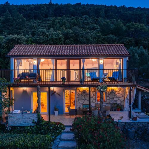 House Bjankura Blato